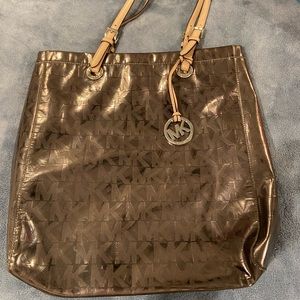 Micheal Kors Purse